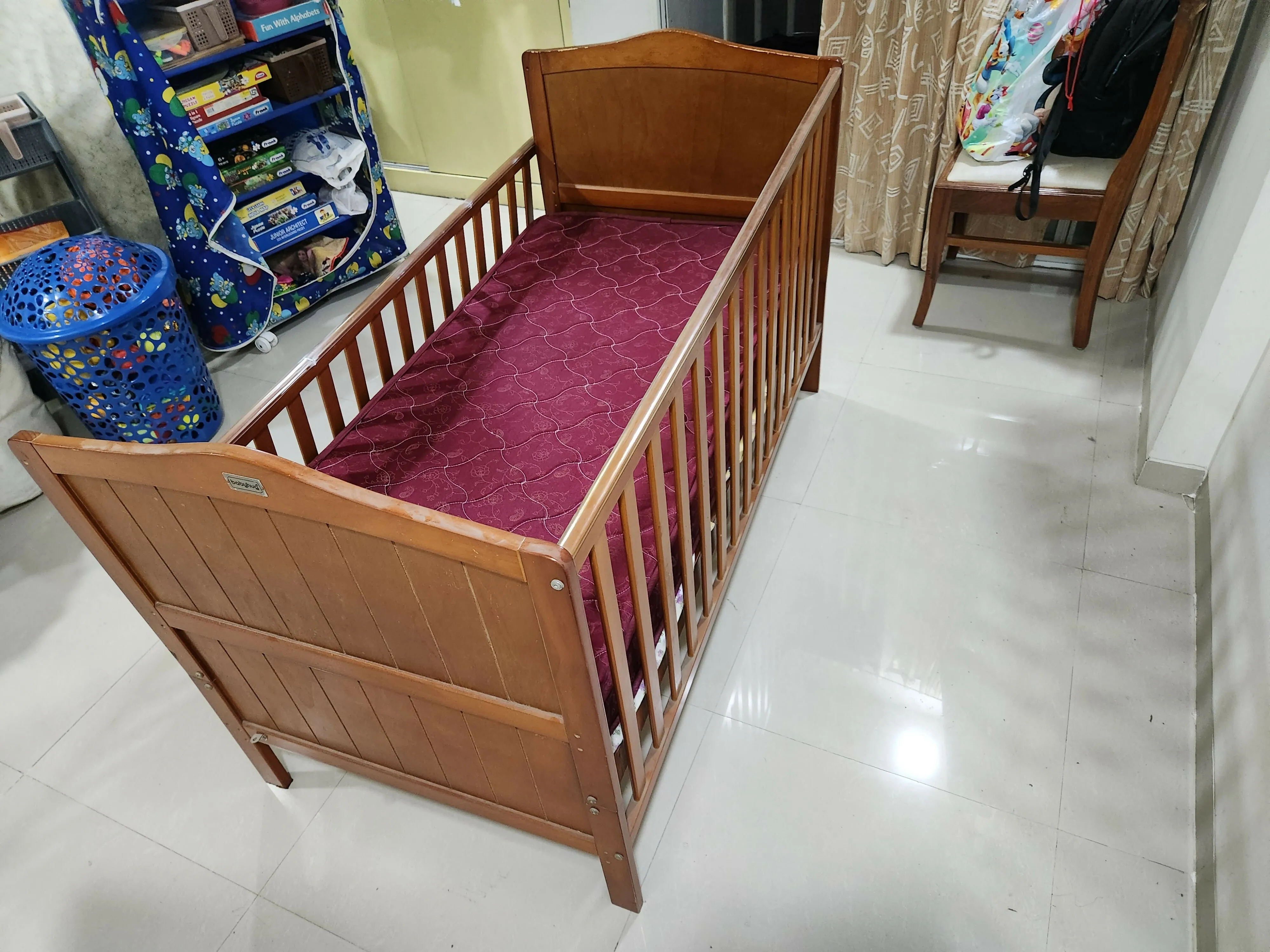 BABYHUG Merlino 2 in 1 Wooden Baby Cot, Dimensions: 148*83*14 cm