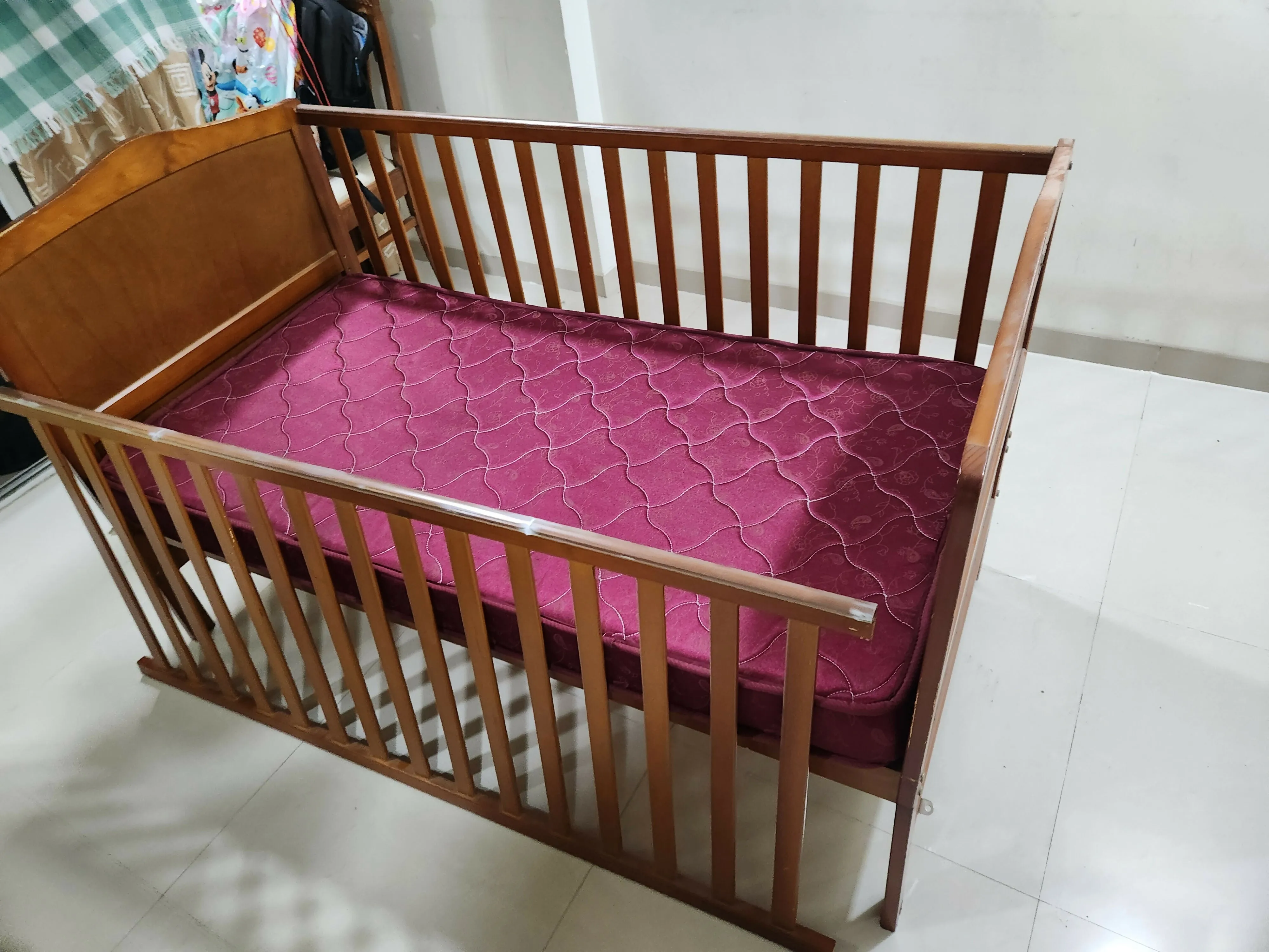 BABYHUG Merlino 2 in 1 Wooden Baby Cot, Dimensions: 148*83*14 cm