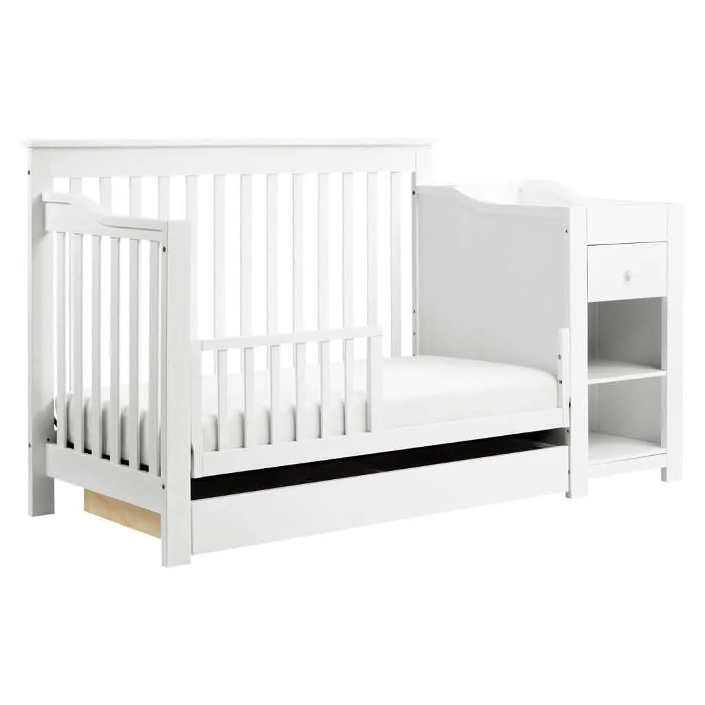 DaVinci Piedmont 4-in-1 Crib and Changer Combo
