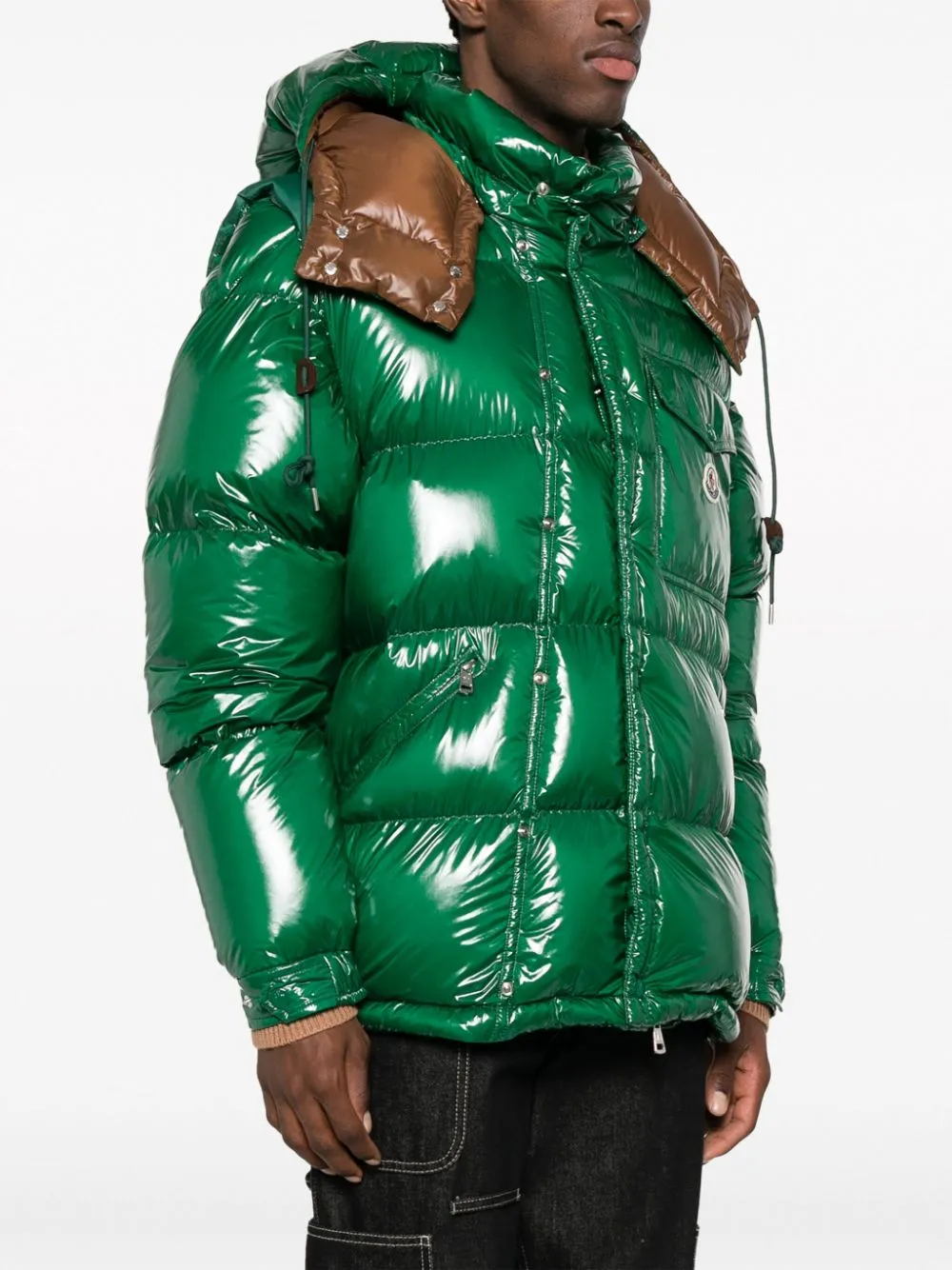 detachable-sleeves puffer jacket