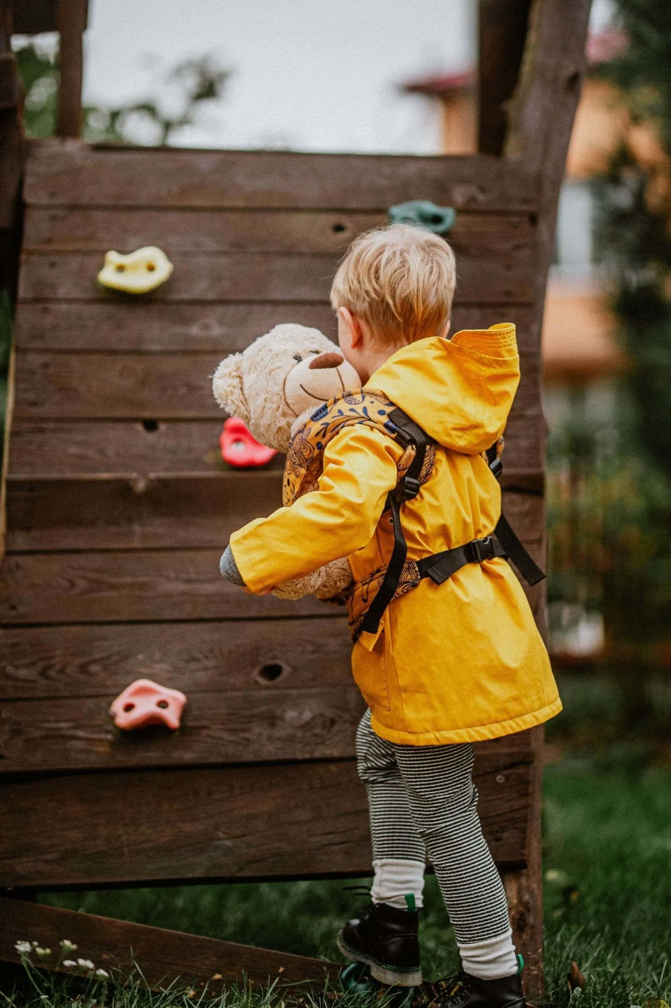 LennyLamb Doll Carrier Under The Leaves Golden Autumn