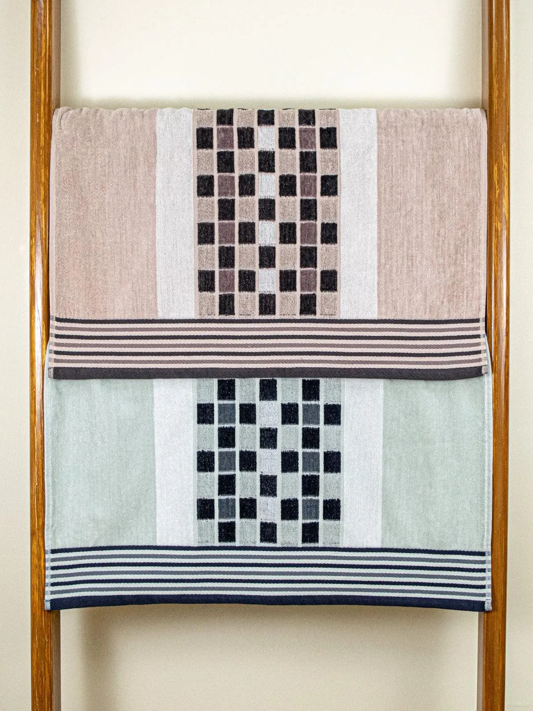 Rangoli Lira Check 100% Cotton Bath Towel set of 2, 450 GSM (147L X 72W)