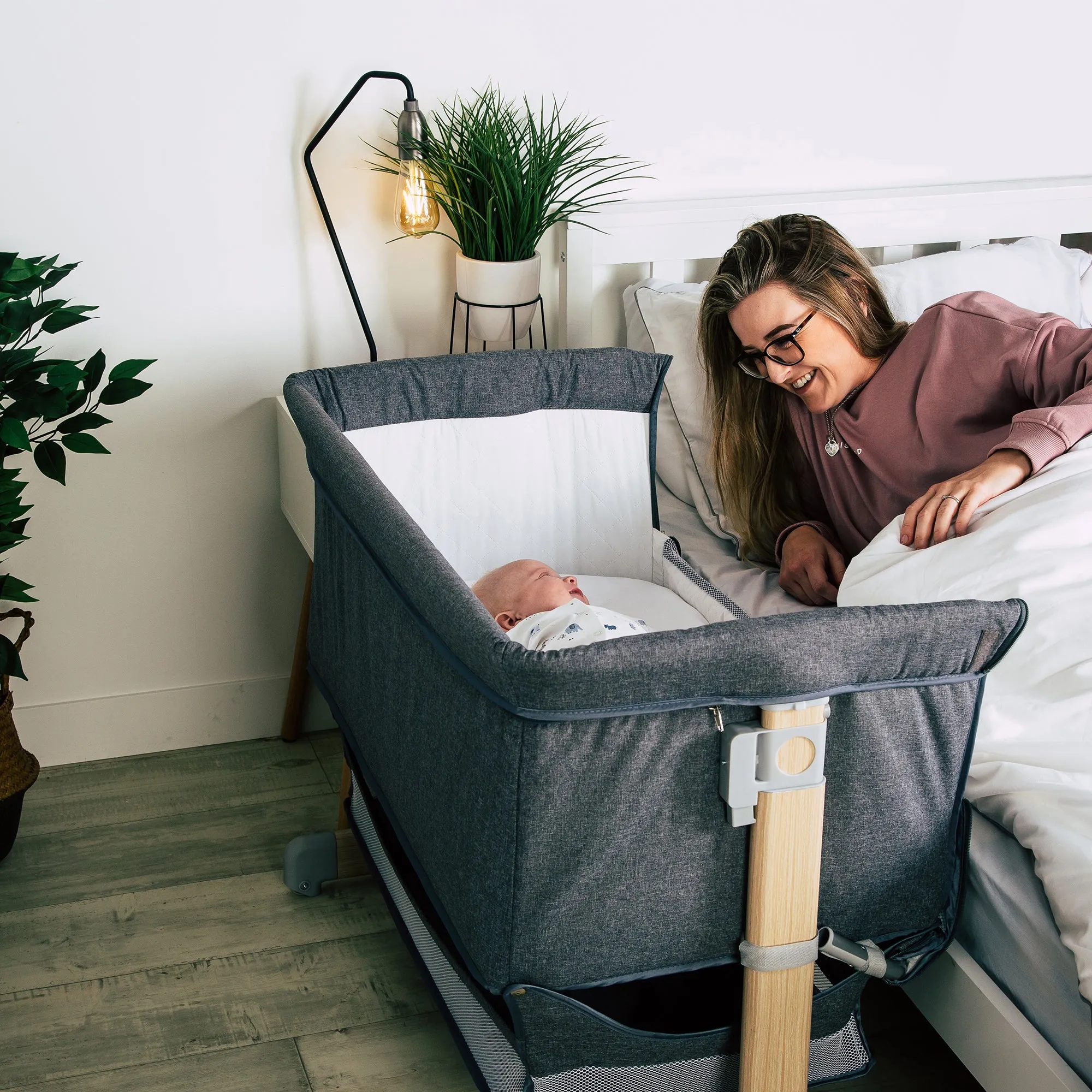 Red Kite Una Bedside Crib Grey