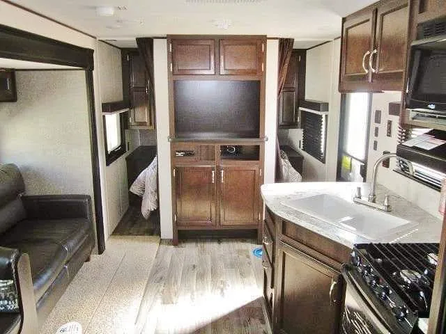 RV Camper Rental 2025 Dates: July 28th - Aug 10th