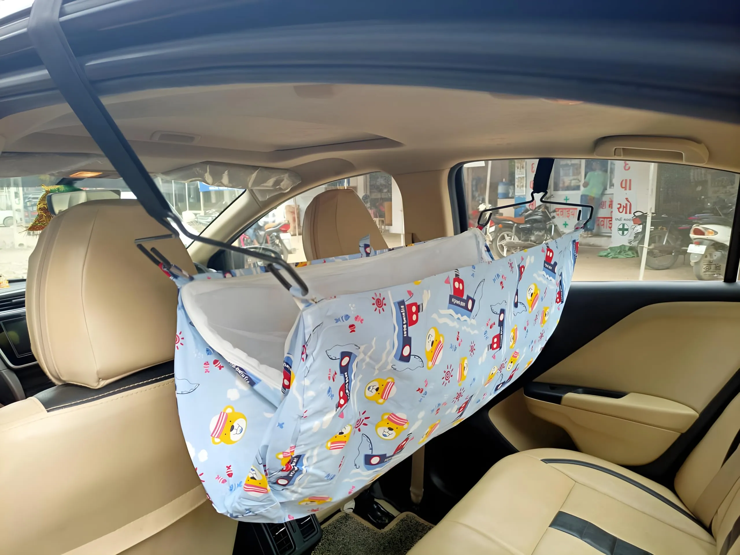 Schola Cotton Cradle for Car with Zipper and Net | Comfortable for Long Car Rides | Travelling Cradle I Travelling Juhla I Car Hanging Juhla/Cradle I Multicolor