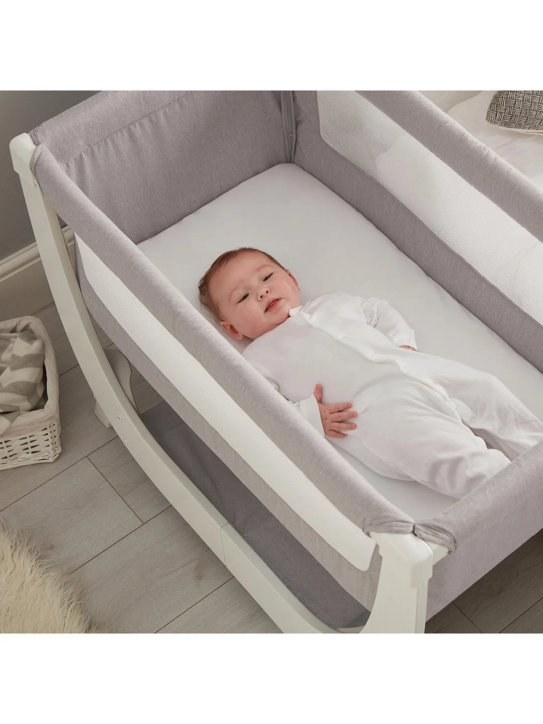 Shnuggle Air Bedside Crib - Dove Grey (1 year local warranty on manufacturing defects)